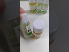 Darmowa próbka świecy zapachowej z olejkiem zapachowym o zapachu kwiatu pomarańczy i bazylii, wysokiej jakości