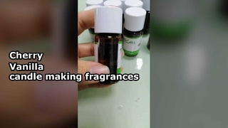 Olejek zapachowy do świec z czerwoną wiśnią i wanilią
