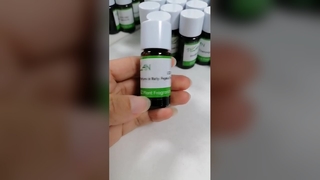 Olejek perfumowany z błękitnego cedru do tworzenia luksusowych zapachów