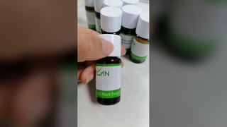 Nowoczesny olejek zapachowy różany w stylu Byredo