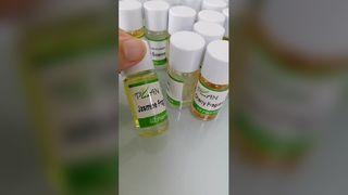 Najwyższej jakości składnik zapachowy w postaci olejku perfumowanego z gruszki cukrowej