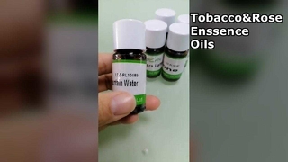 Bezpłatna próbka wysokoskoncentrowanego olejku zapachowego o zapachu tytoniu i róży do produktów perfumeryjnych